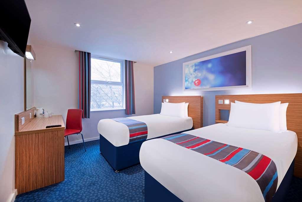 Travelodge Derry Habitación foto